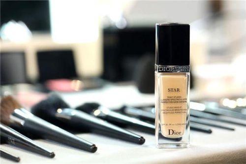 全球粉底排行榜10强(遮瑕膏排行榜10强)插图1