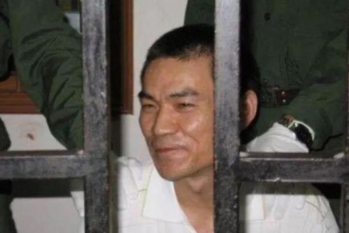 大陆黑帮老大排行榜(中国十大黑色会排名周广龙)插图1