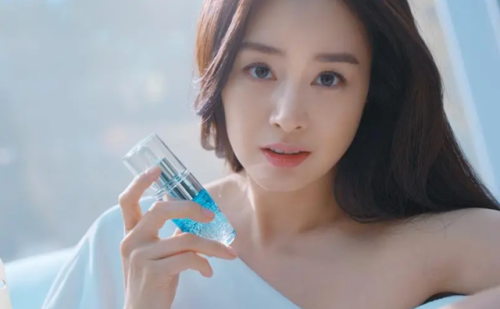 韩国女星排行榜前十名(韩国最受欢迎的女明星有哪些)插图8 韩国女星排行榜前十名(韩国最受欢迎的女明星有哪些)插图8