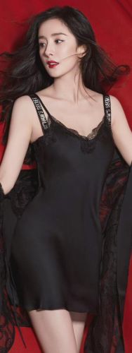 明星排行榜2017前十名女(明星人气排行榜第一名)插图50 明星排行榜2017前十名女(明星人气排行榜第一名)插图50