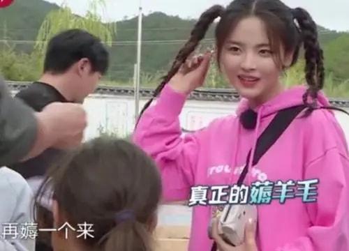 95后女星人气排行榜(95后女明星大全 名单)插图9 95后女星人气排行榜(95后女明星大全 名单)插图9