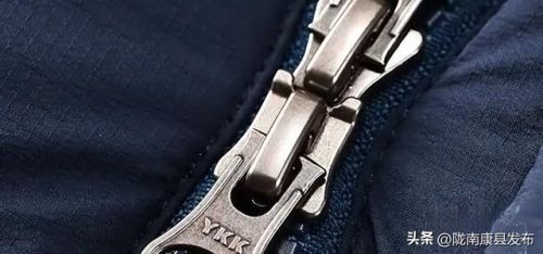 羽绒服奢侈品牌排行榜(世界十大奢侈品羽绒服)插图1 羽绒服奢侈品牌排行榜(世界十大奢侈品羽绒服)插图1