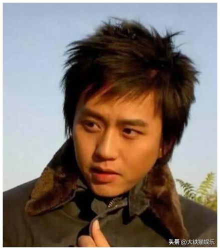 高校校草颜值排行榜(校草级别的长相)插图24 高校校草颜值排行榜(校草级别的长相)插图24