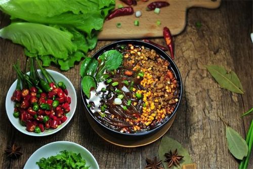 酸辣粉加盟品牌排行榜(正宗酸辣粉前十强加盟)插图8 酸辣粉加盟品牌排行榜(正宗酸辣粉前十强加盟)插图8