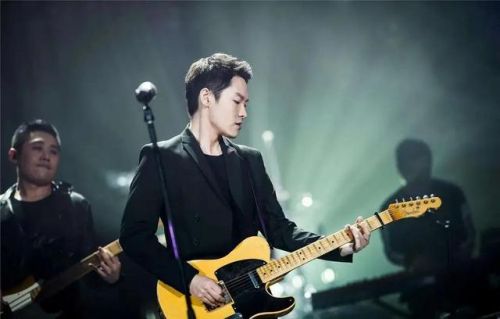 汽车劲爆音乐排行榜(震撼人心的10大纯音乐)插图2