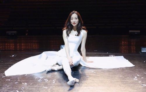 零绯闻的女明星排行榜(中央都不敢惹的女明星)插图