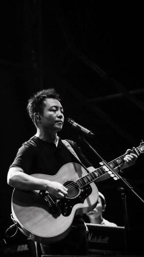 汽车劲爆音乐排行榜(震撼人心的10大纯音乐)插图1