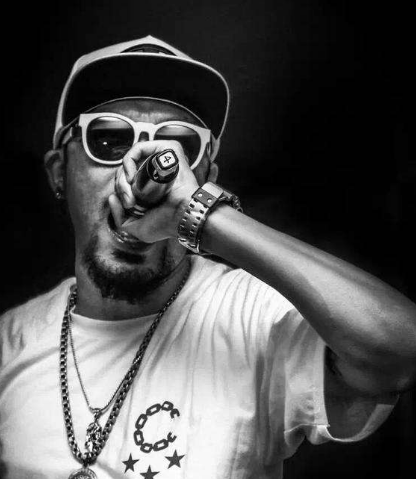 中国有嘻哈歌手排行榜(中国有嘻哈排名10强)插图23