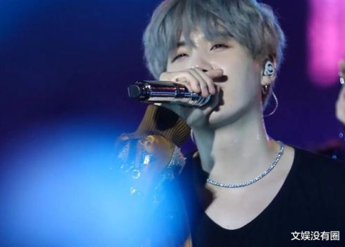 演唱会收入排行榜(明星商演出场费价格表)插图 演唱会收入排行榜(明星商演出场费价格表)插图