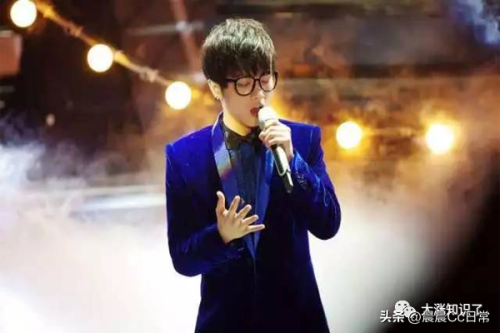 悲伤的民谣歌曲排行榜(特别伤感低沉的民谣)插图3 悲伤的民谣歌曲排行榜(特别伤感低沉的民谣)插图3