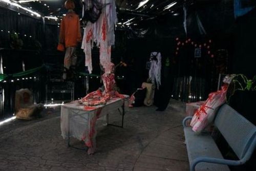 世界十大鬼屋排行榜(盘点十大鬼屋)插图2 世界十大鬼屋排行榜(盘点十大鬼屋)插图2