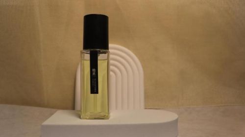 品牌精油排行榜前十名(顶级精油品牌)插图3 品牌精油排行榜前十名(顶级精油品牌)插图3