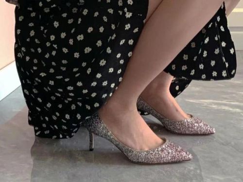 十大高跟鞋品牌排行榜(高跟鞋哪个品牌好穿)插图1 十大高跟鞋品牌排行榜(高跟鞋哪个品牌好穿)插图1