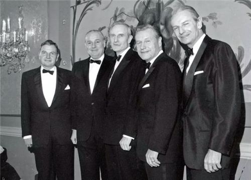 世界大家族排行榜(全球八大顶级家族)插图10