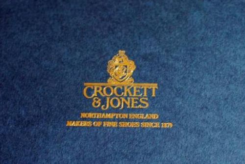 奢侈品牌男鞋排行榜(十大名牌鞋子排名榜)插图14 奢侈品牌男鞋排行榜(十大名牌鞋子排名榜)插图14