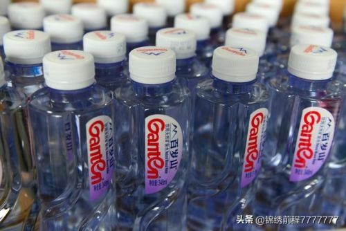 中国矿泉水排行榜(十大奢侈品矿泉水)插图8 中国矿泉水排行榜(十大奢侈品矿泉水)插图8