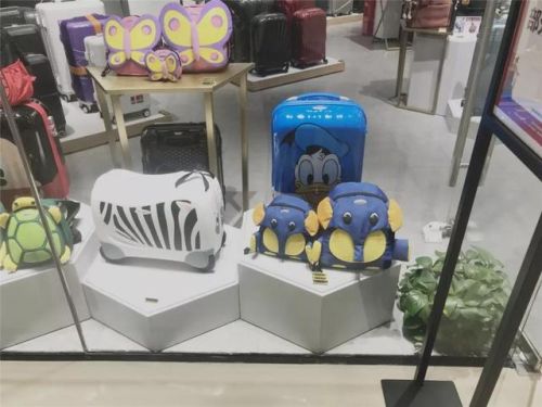 儿童行李箱品牌排行榜(儿童皮箱子哪个牌子的好)插图24 儿童行李箱品牌排行榜(儿童皮箱子哪个牌子的好)插图24