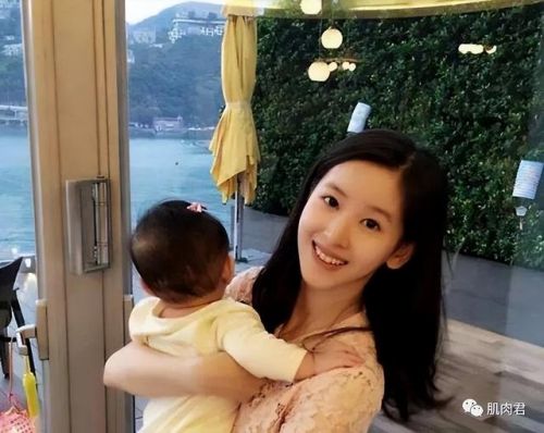 女明星一字马排行榜(一字马最厉害的五位女明星)插图25 女明星一字马排行榜(一字马最厉害的五位女明星)插图25