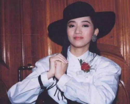 09年歌曲排行榜网络(2009年最火的网络歌曲大全)插图20 09年歌曲排行榜网络(2009年最火的网络歌曲大全)插图20