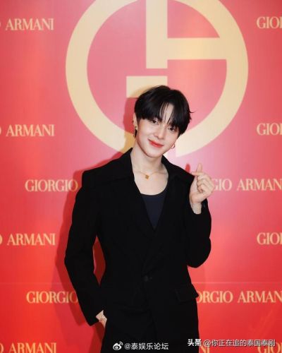 泰国人气男星排行榜(泰国公认的十大帅哥)插图10 泰国人气男星排行榜(泰国公认的十大帅哥)插图10