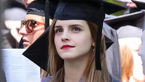 国际美女排行榜前十名(2023全球最美女性排行榜前10名)插图9 国际美女排行榜前十名(2023全球最美女性排行榜前10名)插图9