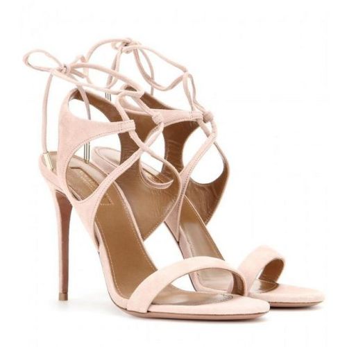 奢侈品牌女鞋排行榜(国际女鞋十大名牌排名)插图8 奢侈品牌女鞋排行榜(国际女鞋十大名牌排名)插图8