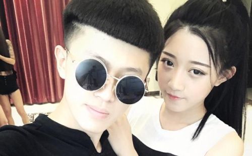 快手情侣网红排行榜(网红主播排行榜前十名)插图4 快手情侣网红排行榜(网红主播排行榜前十名)插图4