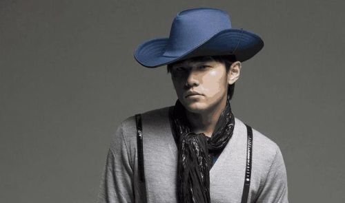 中国华语歌手排行榜(华语乐坛十大巅峰人物)插图1 中国华语歌手排行榜(华语乐坛十大巅峰人物)插图1