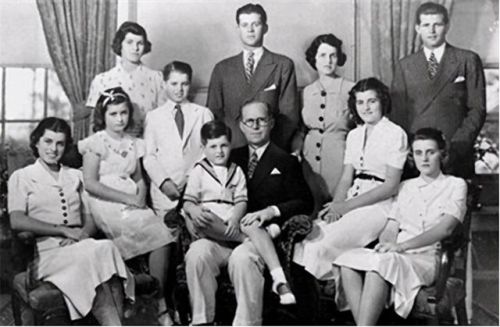 黑道排行榜前10名(黑道小说排名前十女主)插图3