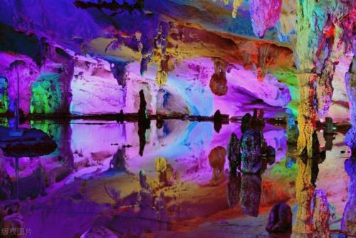 清远好玩的地方排行榜(广东旅游景点门票价格)插图7 清远好玩的地方排行榜(广东旅游景点门票价格)插图7