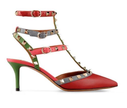 奢侈品牌女鞋排行榜(国际女鞋十大名牌排名)插图14 奢侈品牌女鞋排行榜(国际女鞋十大名牌排名)插图14