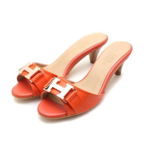 奢侈品牌女鞋排行榜(国际女鞋十大名牌排名)插图11 奢侈品牌女鞋排行榜(国际女鞋十大名牌排名)插图11