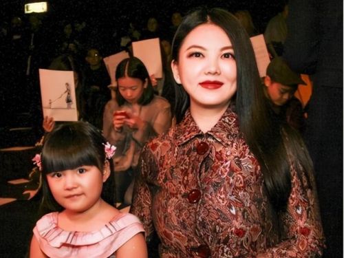 明星家庭势力排行榜(家庭背景最厉害的明星)插图7