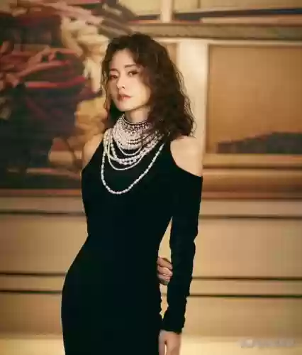 西安最美十大女星排名(陕西的女明星有哪些)插图40 西安最美十大女星排名(陕西的女明星有哪些)插图40