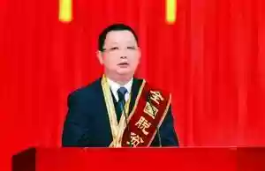 2011中国十大感动人物(十大感动人物颁奖词)插图7