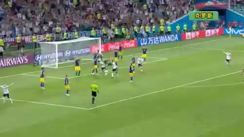 2018赛季十大进球(足球最经典的十大进球)插图1