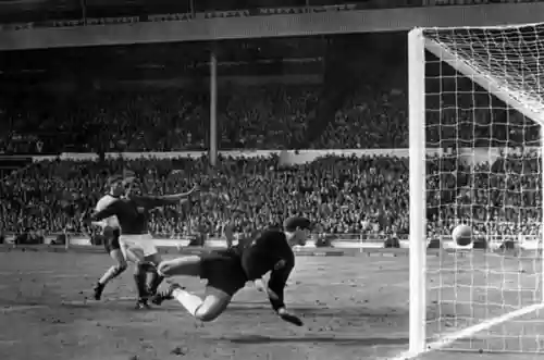 2010十大经典战役(世界十大著名战役)插图3