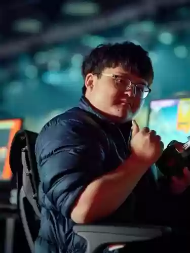 百弟阵容