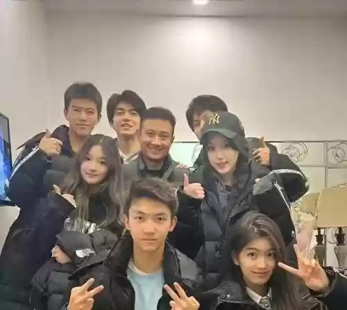 于同学阵容