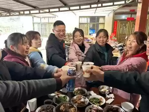 乡村拜年阵容_1插图
