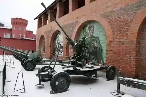 ss用什么武器60年代
