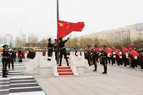 升旗阵容图片