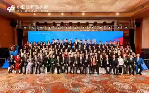 律师最强阵容搭配